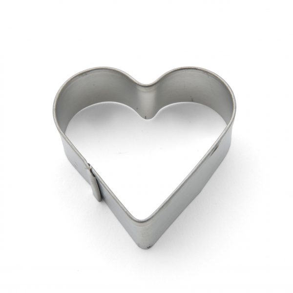 Medium heart cookie cutter