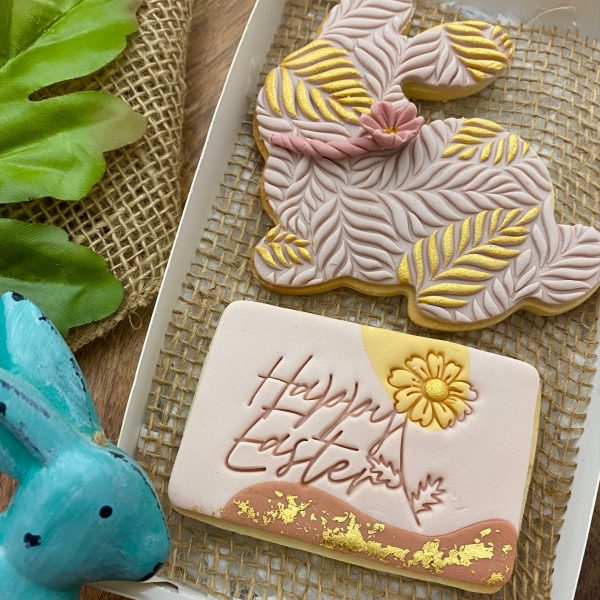 NEM303 Embosser Stamp Happy Easter With Flower Handmade