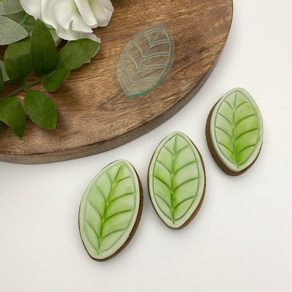 NEM435 Embosser Stamp Small Leaf Handmade