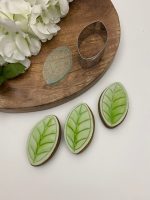 NEM435 Embosser Stamp Small Leaf Handmade